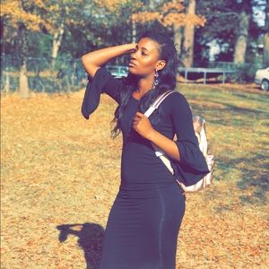 Meet your Posher, Maleka